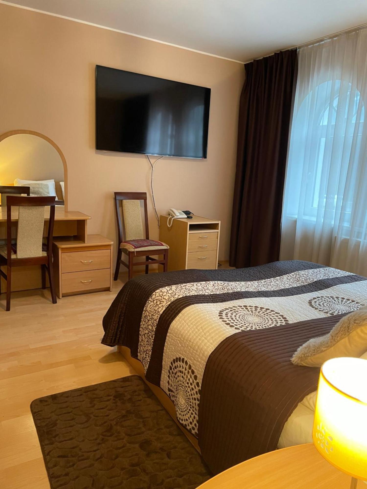 Hotel Jerevan Druskininkai Ngoại thất bức ảnh